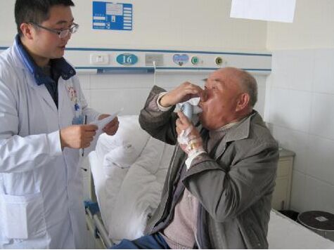 青白江区人民医院援藏医生-- 协助九龙县人民医院成功开展肺功能检查