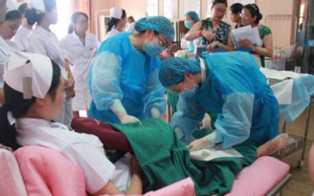 首批“国家新生儿早期基本保健技术师资培训班”在三台县妇幼保健院启动
