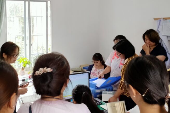 金堂县妇幼保健院邀请市级专家现场指导基本公共卫生服务妇幼健康管理工作