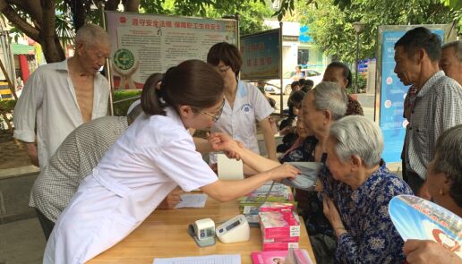 盐亭县云溪镇中心卫生院积极开展世界母乳喂养周宣传活动